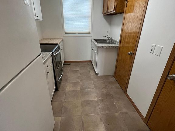 5th image of 1542 S 29th St Unit 1