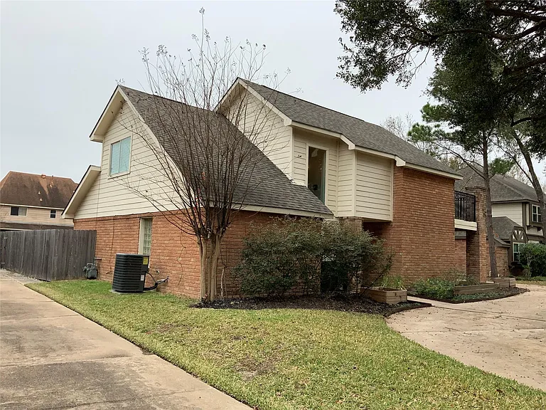 614 Ellingham Dr — Photo 12