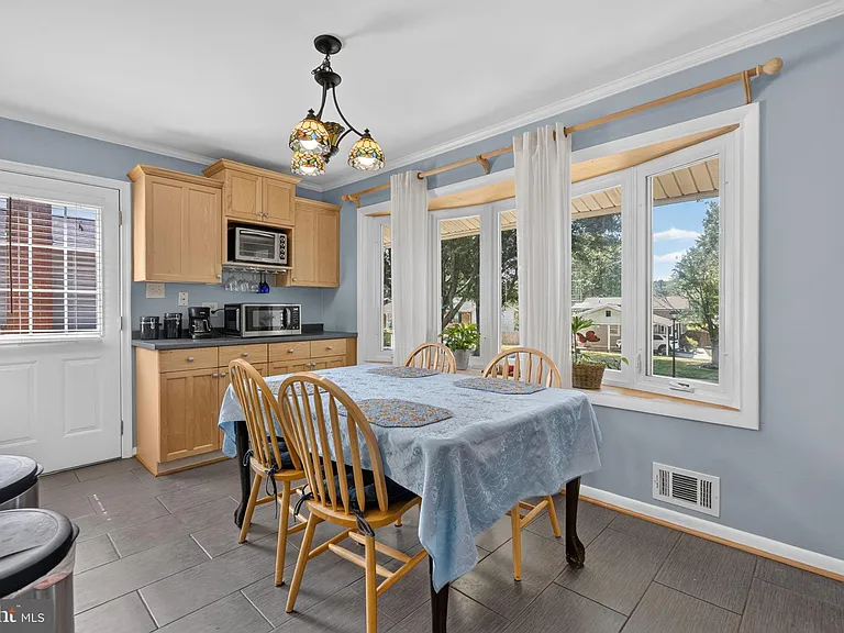4507 Josephine Ave — Photo 9