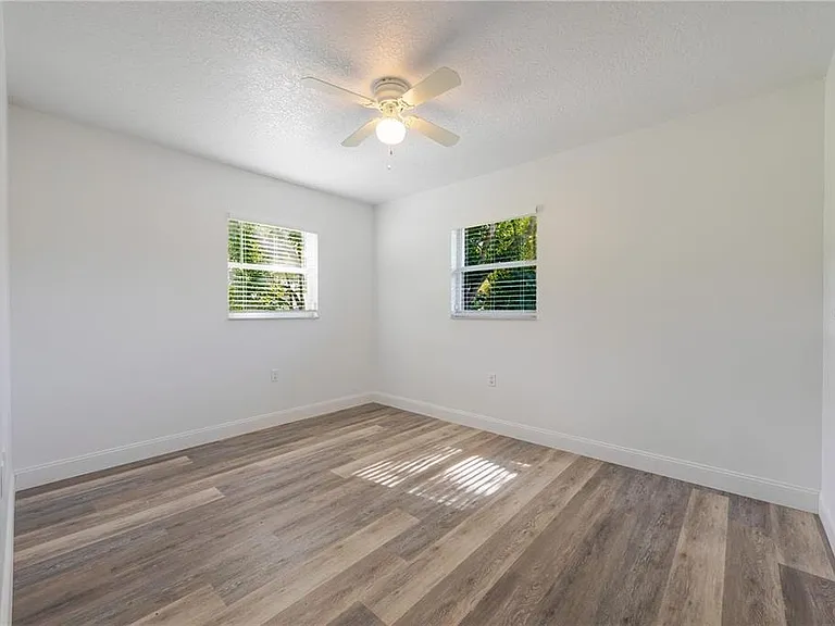 495 Orange Ave — Photo 9