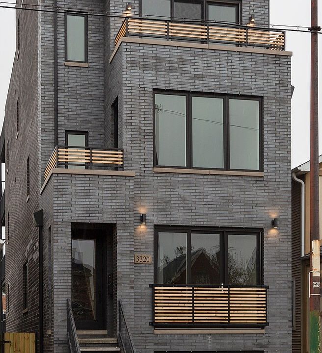 1st image of 3320 N Narragansett Ave #1