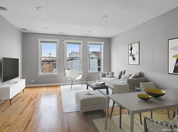 4th image of 2451 N Clybourn Ave APT 11