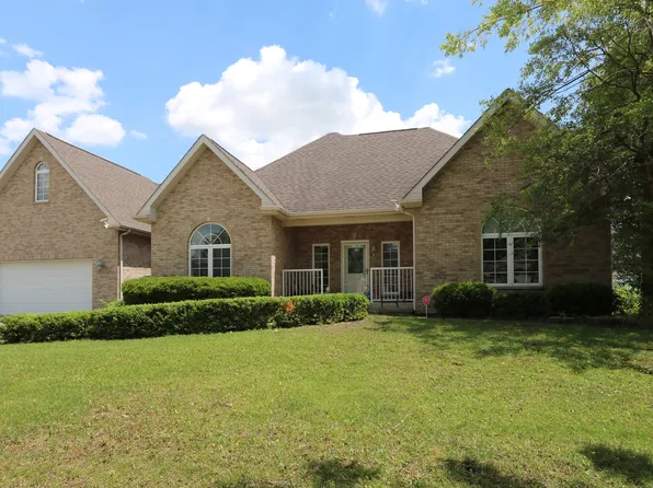 1053 Sycamore St, Beecher, IL 60401