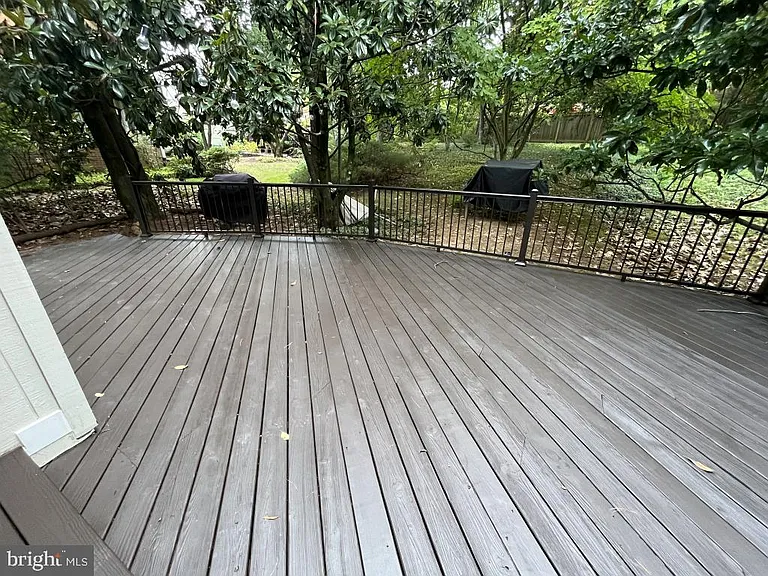 7220 Vistas Ln — Photo 7