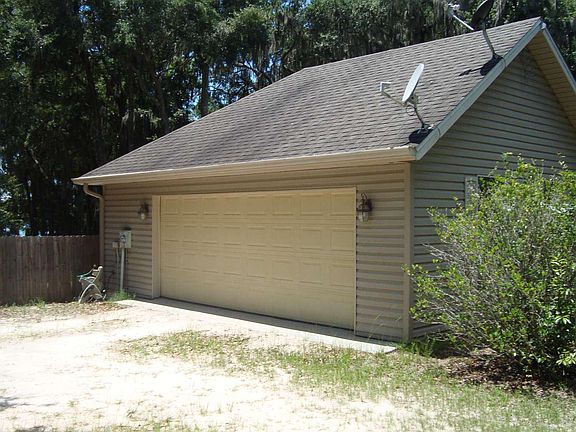 3rd image of 6117 NW 31st Cir