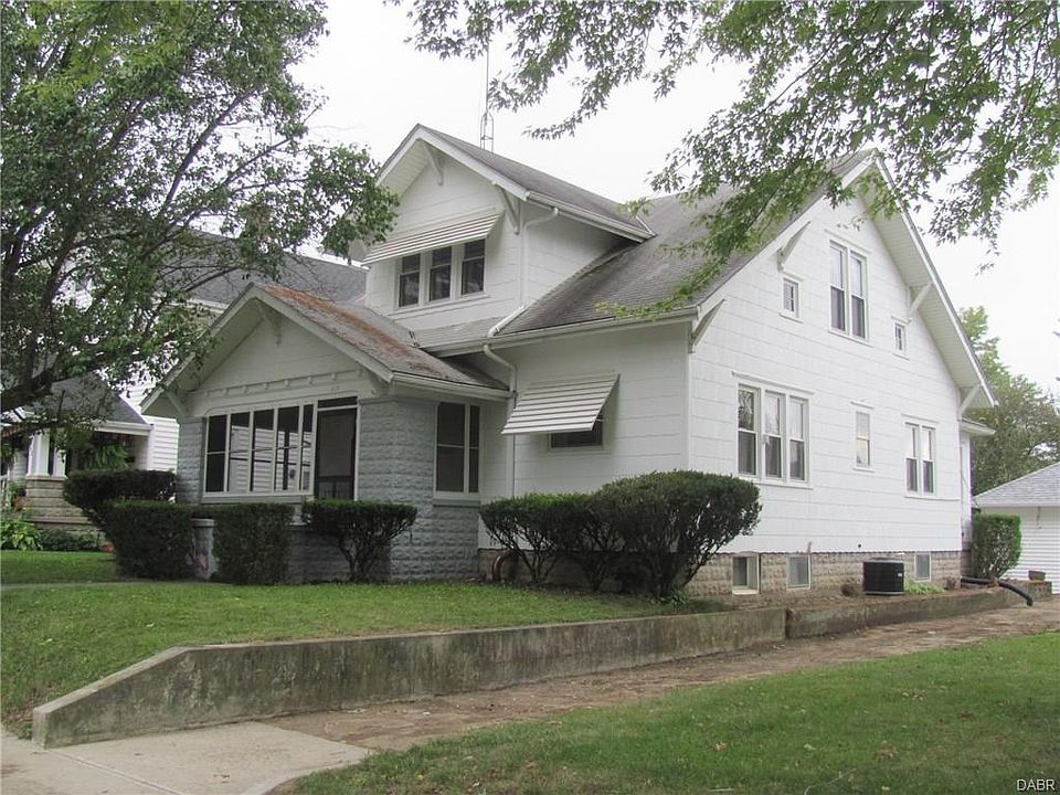 1st image of 147 Irvington Ave
