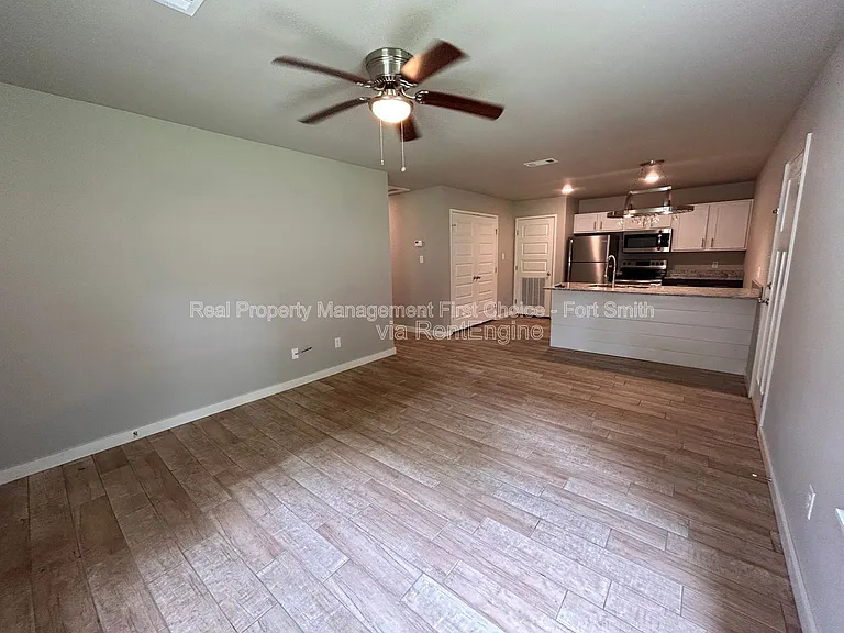 1612 P St S #B — Photo 4