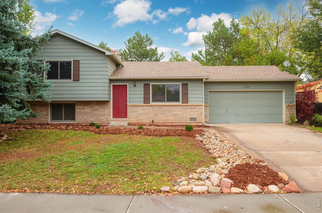 3349 Hickok Dr