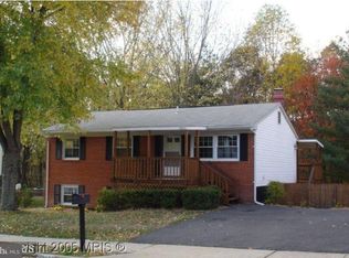 13022 Kerrydale Rd, Woodbridge, VA 22193