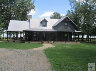 150 Eagle View Dr, Lewisville, AR 71845