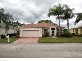 11122 Lakeland Cir, Fort Myers, FL 33913