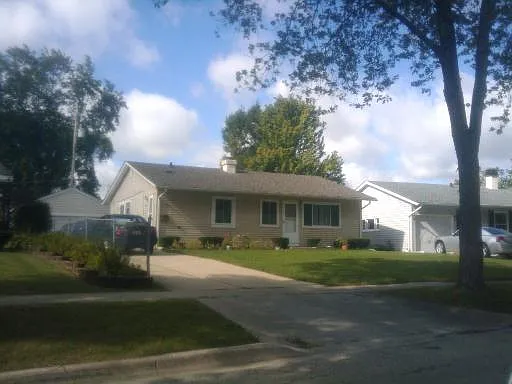 9 McCabe Dr photo 1
