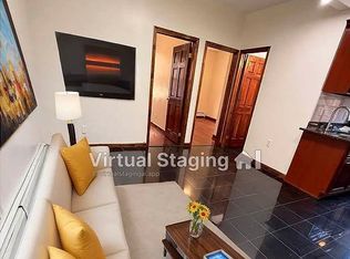 28-39 33rd St #2R, Astoria, NY 11103