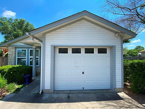 2nd image of 13000 Pollard Dr
