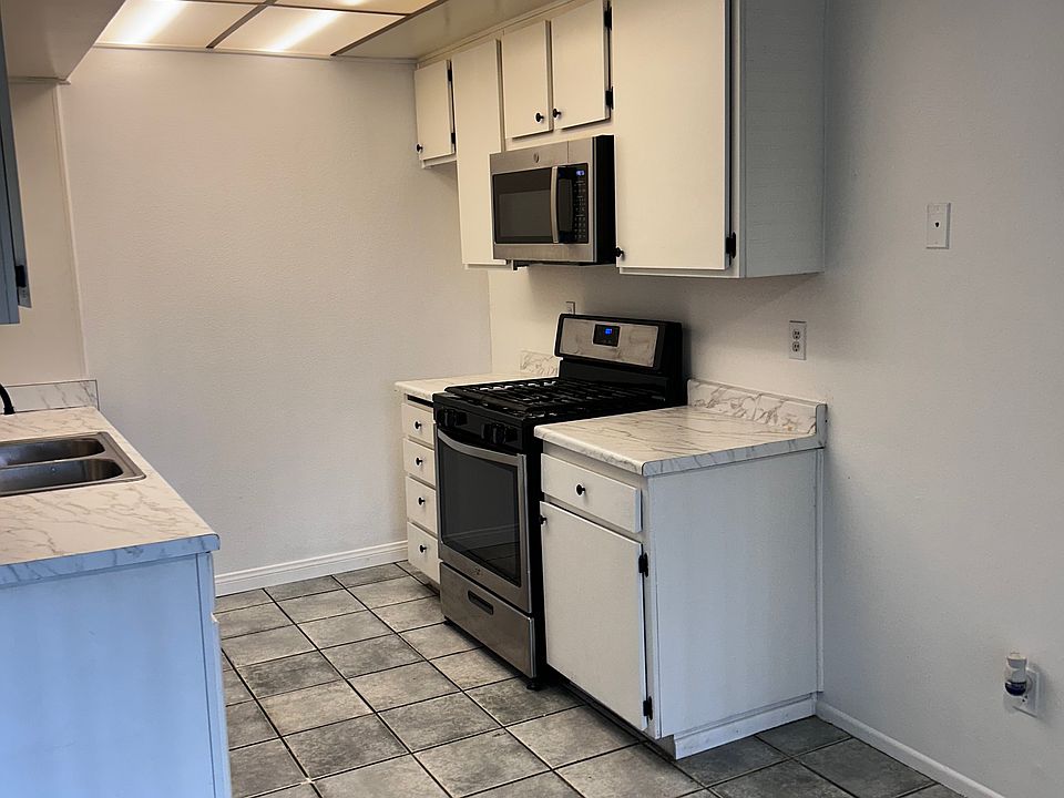 1st image of 3232 Little Mountain Dr APT C