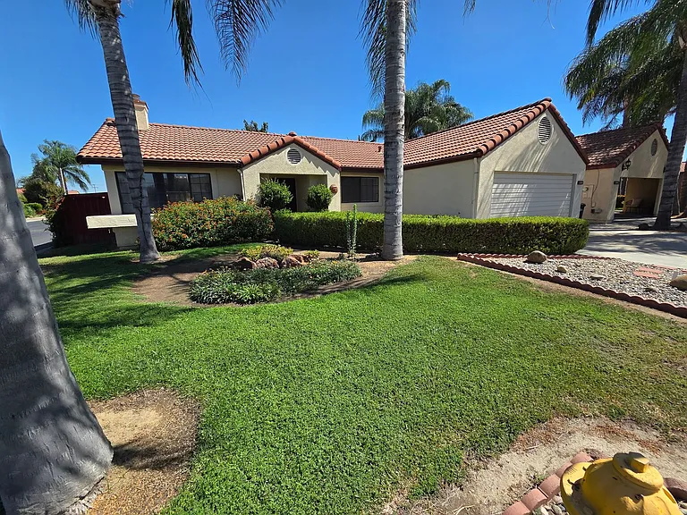 550 Black Oak Ave — Photo 1