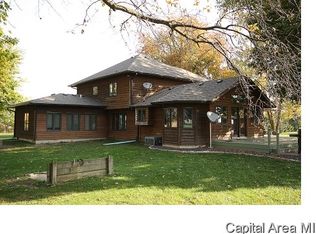 7730 Bunker Hill Rd, New Berlin, IL 62670