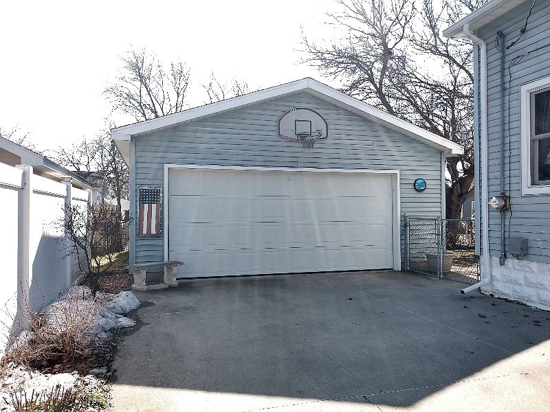 1908 Prairie St, Essexville, MI 48732 Zillow