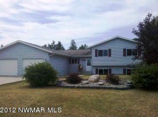 318 25th St NW, Bemidji, MN 56601