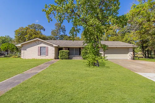 1401 Medina Dr Photo 1