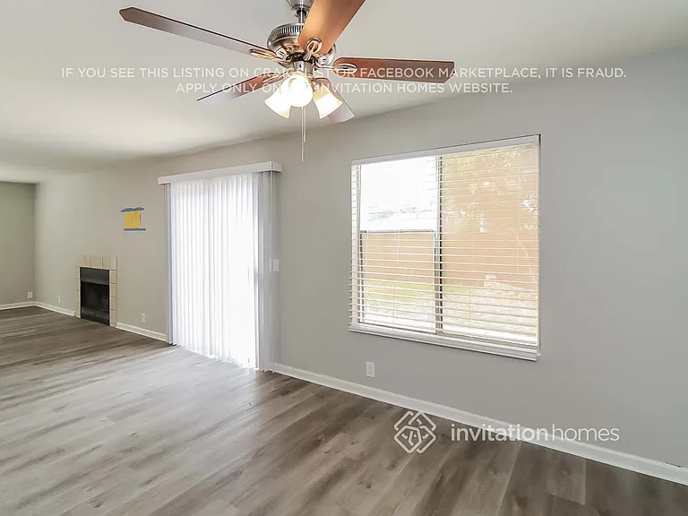 10026 N 66th Ln — Photo 5