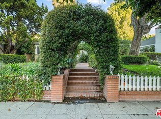 4100 Woodcliff Rd, Sherman Oaks, CA 91403