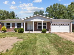 11556 Sherrington Dr, Saint Louis, MO 63138