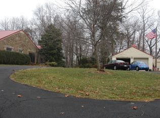 8449 W Main St, Marshall, VA 20115
