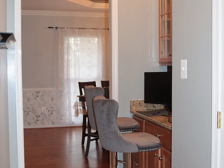 11125 Suffolk Dr — Photo 11