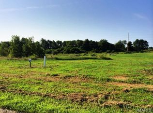 522 Cliff View Pl, Valmeyer, IL 62295