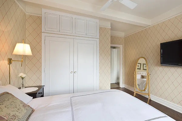 Sold by Stribling | media 21