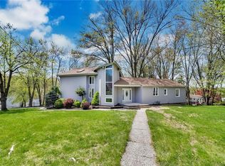 46 Woodland Rd, Monroe, NY 10950