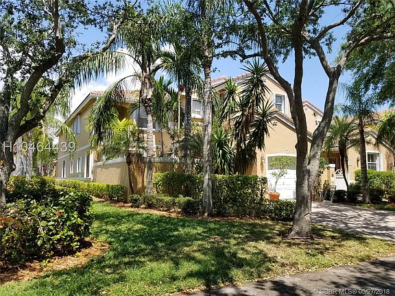 3rd image of 1504 Yellowheart Way #1504
