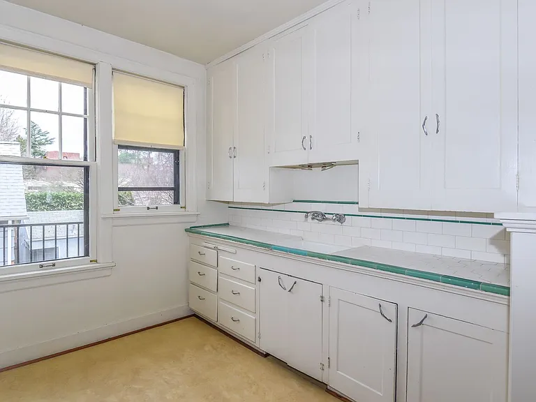 3005 SE Morrison St — Photo 7