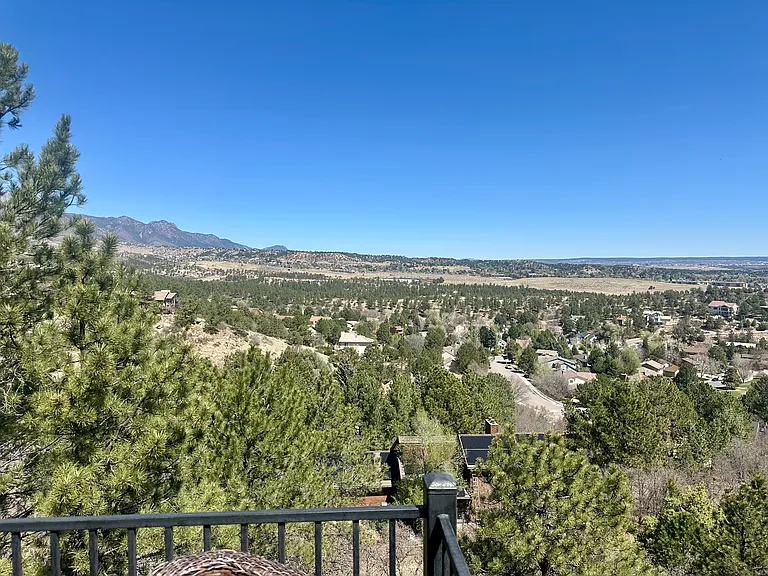 1020 Point Of The Pines Dr — Photo 5