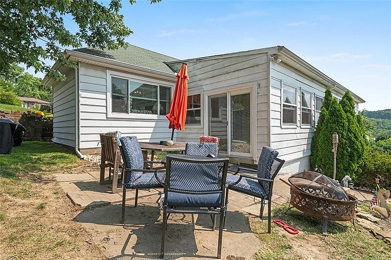 6 Franklin Ave, North Irwin, PA 15642 Zillow