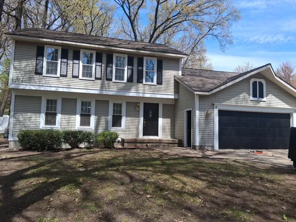 1781 Pinnacle Dr SW, Wyoming, MI 49519