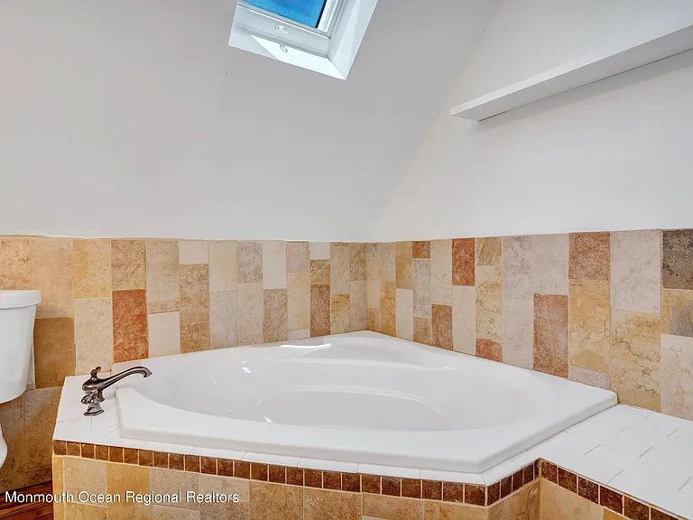 1108 Sunset Ave — Photo 30