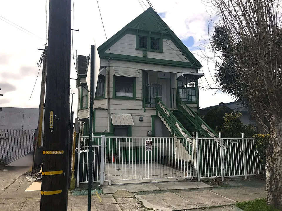 F01071