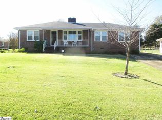 217 Courtney Cir, Greenville, SC 29617