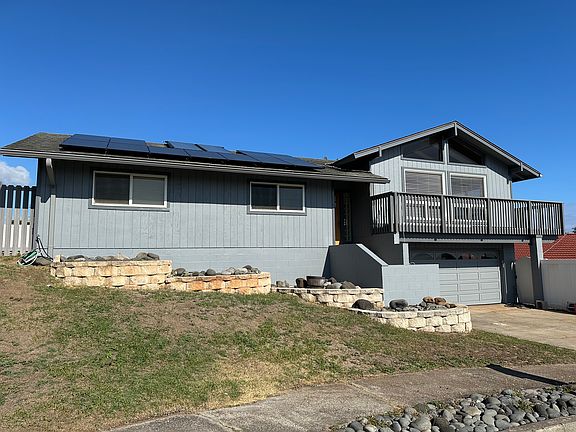 2nd image of 796 Kolani Pl