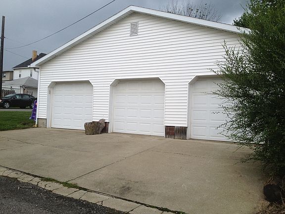 3rd image of 645 1st Ave