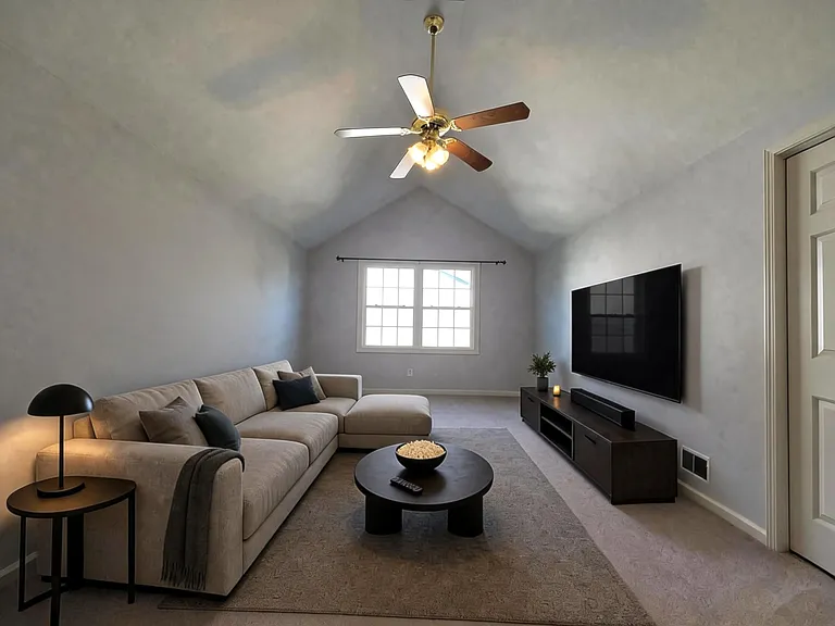 3801 Englewood Dr — Photo 13