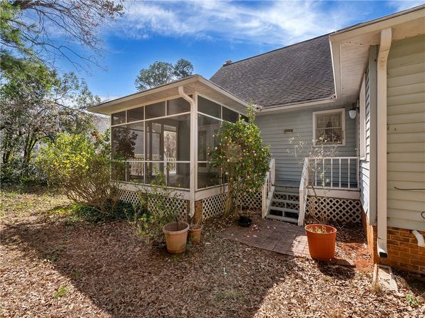 504 Squire Cir, Clemson, SC 29631