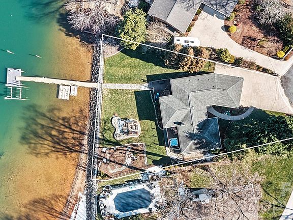 2nd image of 3267 Miners Cove Ct