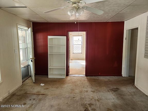4th image of 7484 Pitt Street