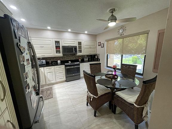 3rd image of 11282 Green Lake Dr APT 202