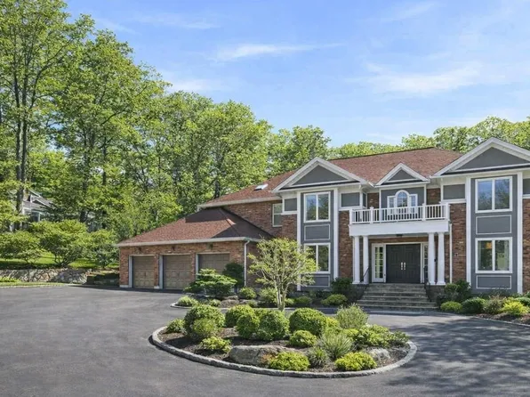 2 Hemlock Rise, Armonk, NY 10504