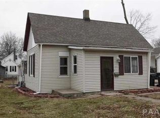 1209 Henrietta St, Pekin, IL 61554