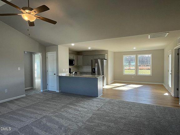 3rd image of 198 Pate Landing Dr